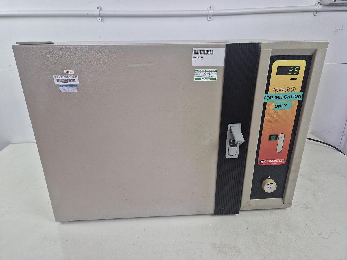 Used Carbolite PF30 Oven