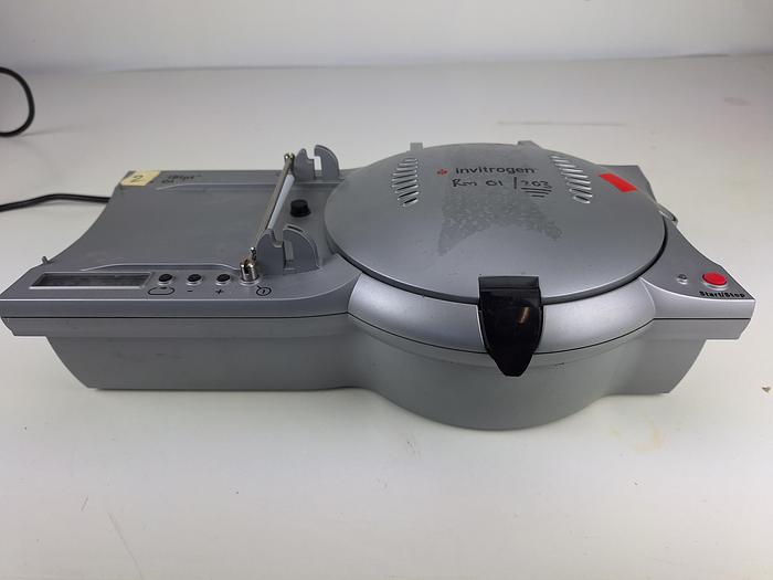 Used Invitrogen iBlot Blot Transfer Device