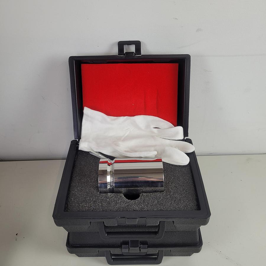 Used Troemner 4KG Cylindrical Calibration