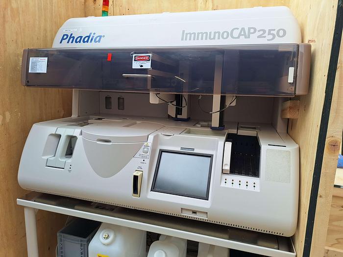 Used Phadia Immunocap 250 Immunoassay Analyzer