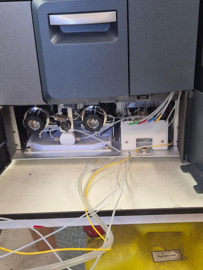 Used Waters 2489 Alliance HPLC System