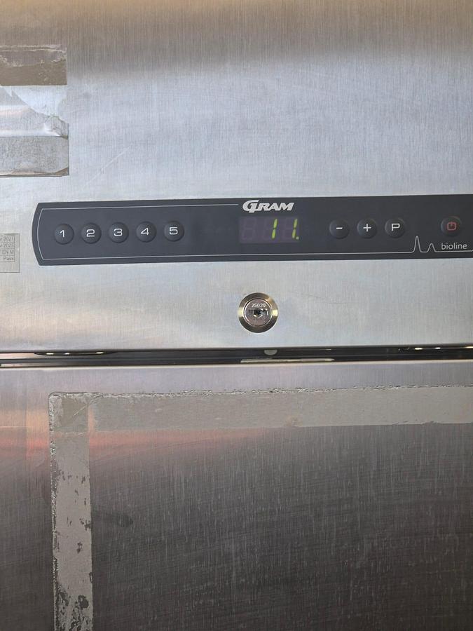 Used Gram R290 Fridge