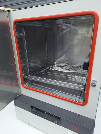 Used Sanyo MIR-162 Incubator