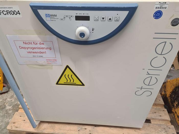 Used MMM Stericell Hot Air Sterilizer