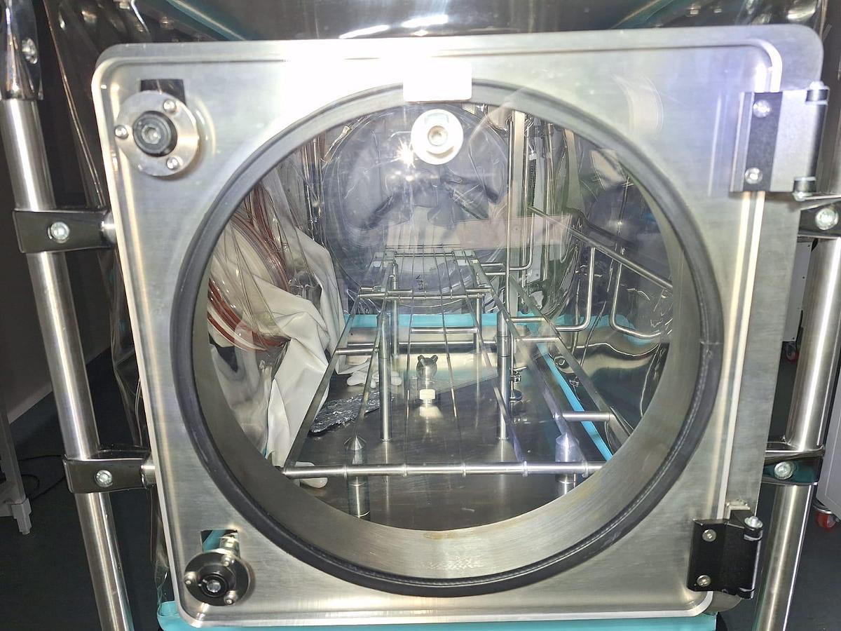 Used Envair ISO1 -304 Mobile Isolator