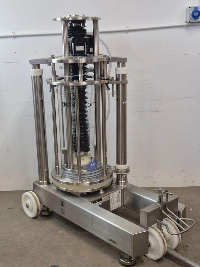 Used AxiChrom 300/300 Chromotography Column