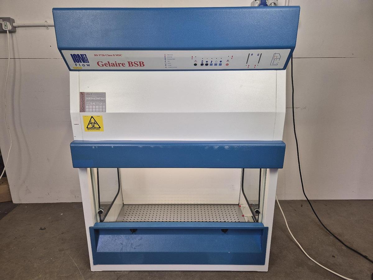 Used ICN Biomedicals Flow Gelaire BSB Class 2 Safety Cabinet
