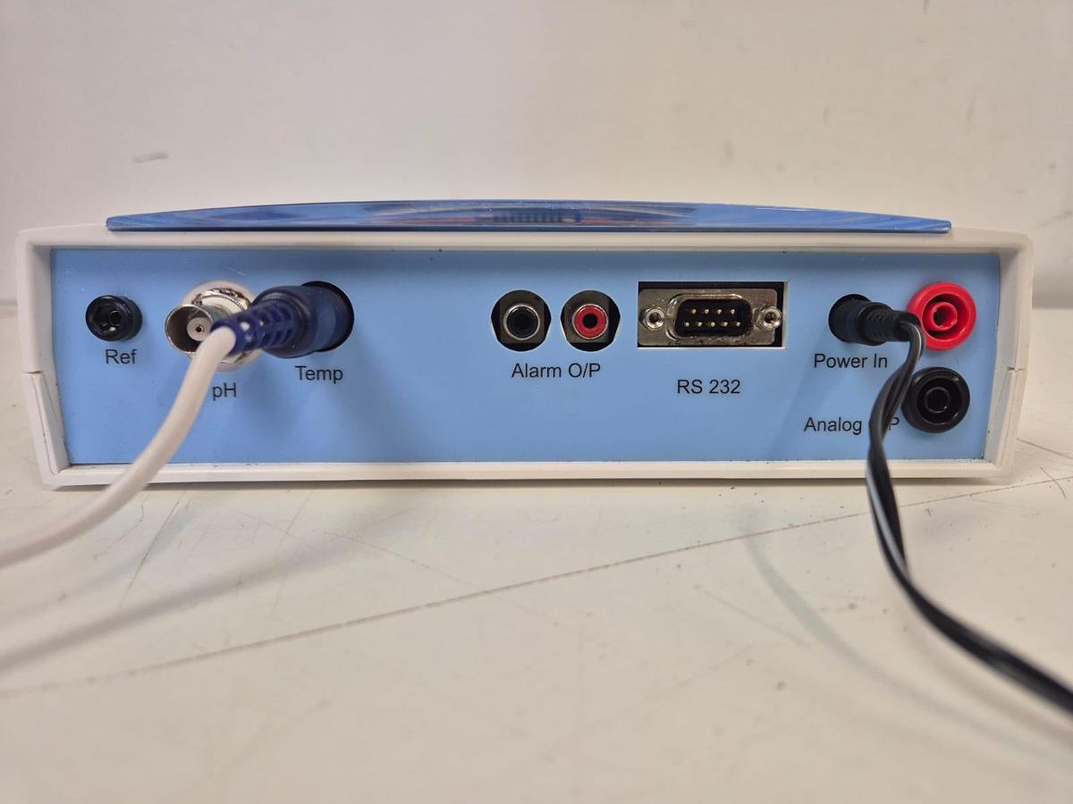 Used Jenway 3520 pH Conductivity Meter