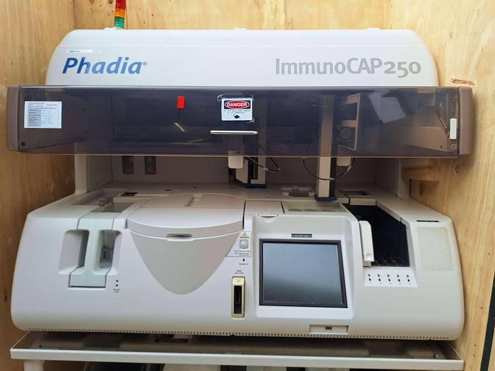 Used Phadia Immunocap 250 Immunoassay Analyzer