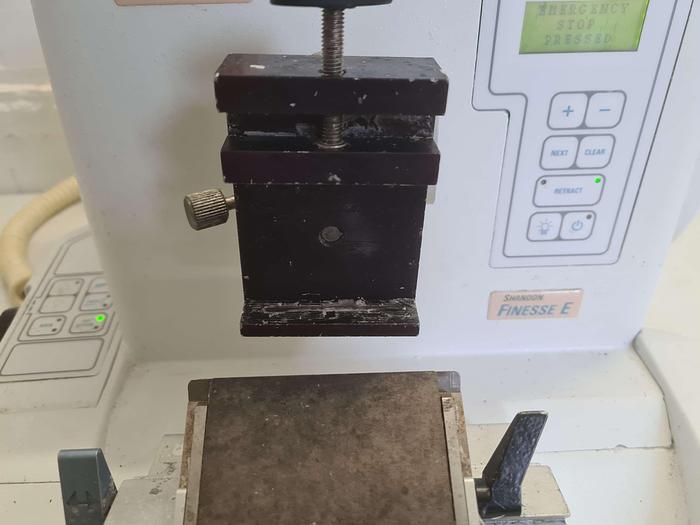 Used Thermo Electron Corporation Shandon Finesse E Microtome