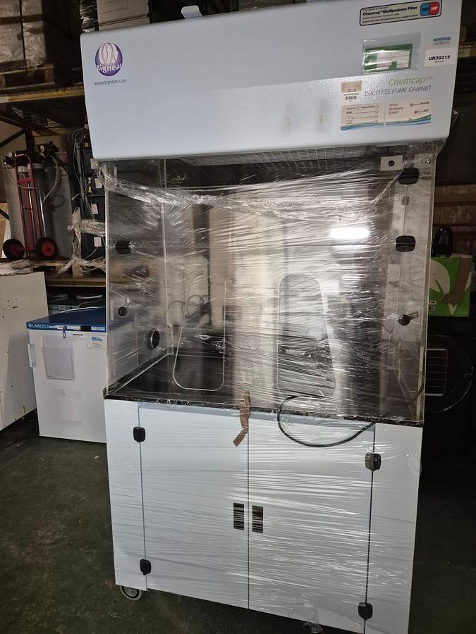 Used Bigneat Chemcap Ductless Fume Cabinet