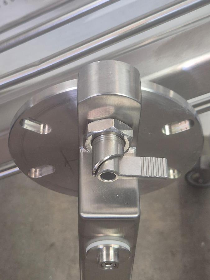 Used Axichrom 140/300 chromatography column