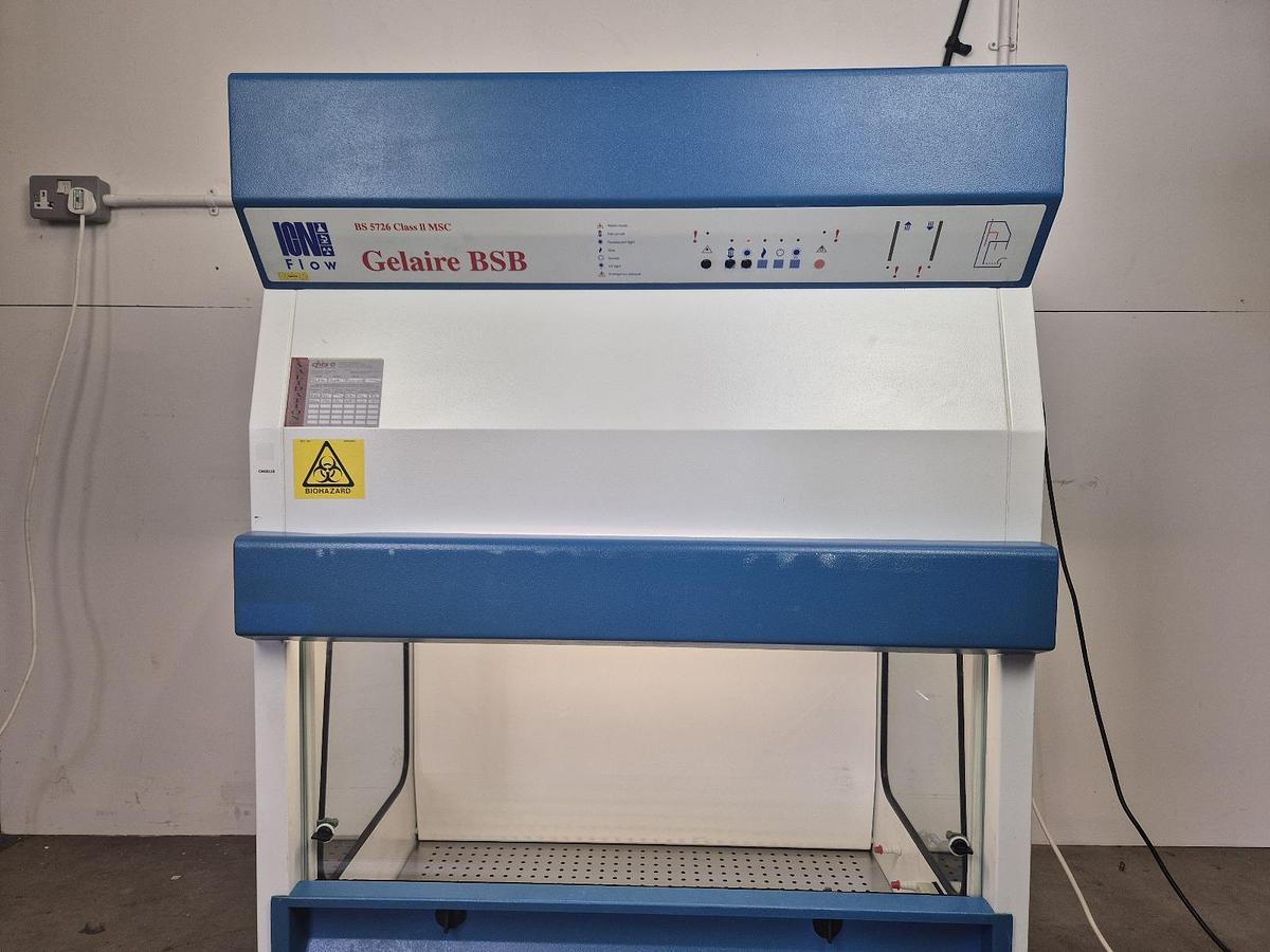 Used ICN Biomedicals Flow Gelaire BSB Class 2 Safety Cabinet