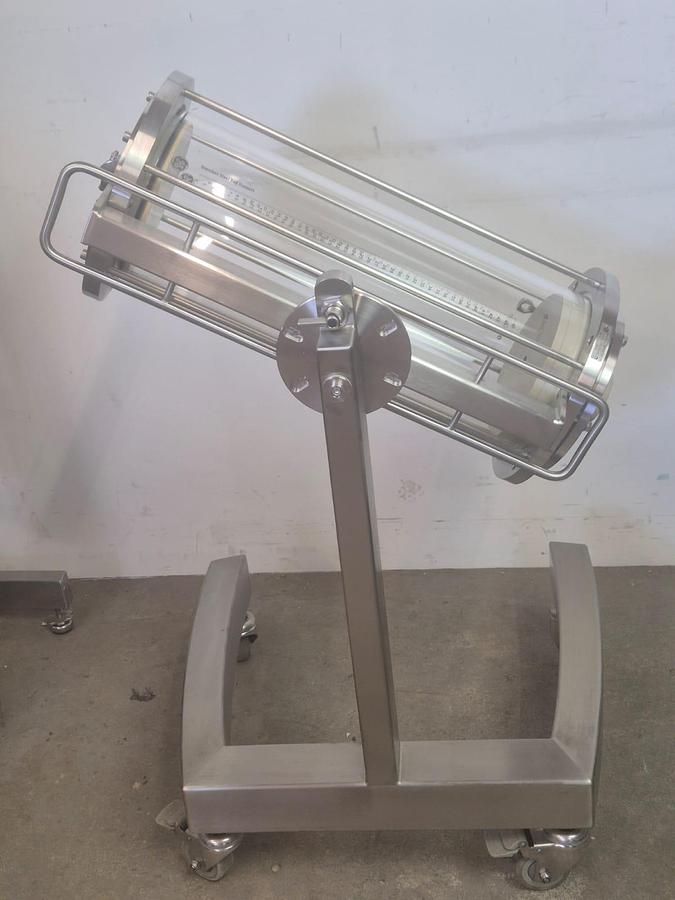 Used Axichrom 200/300 chromatography column