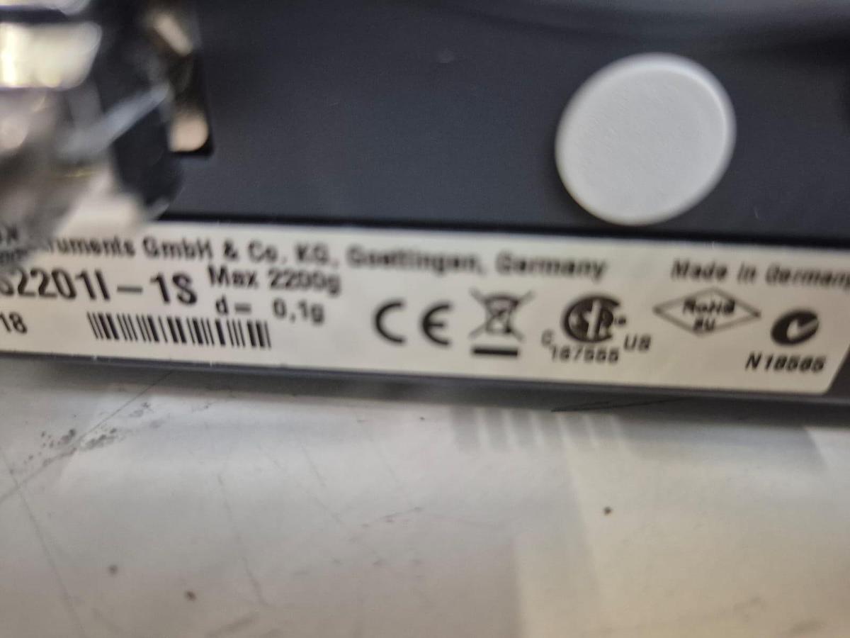 Used Sartorius ENTRIS2201l-1S  Balance +Tare Printer