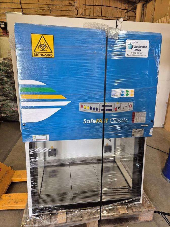 Used Dasit Biopharma Faster SafeFAST Classic 209D Microbiological safety cabinet