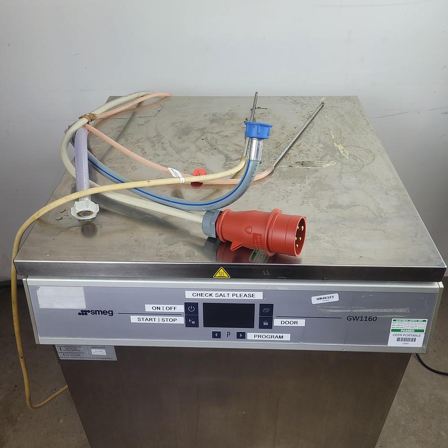 Used SMEG GW1160 Glassware Washer