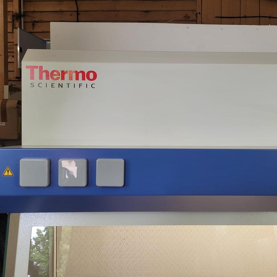 Used 2018 Thermo Scientific Heraguard ECO 1.8 Laminar Flow Safety Cabinet