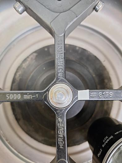 Used Heraeus Labofuge 400 Centrifuge 