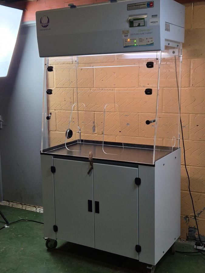 Used Bigneat Chemcap Ductless Fume Cabinet