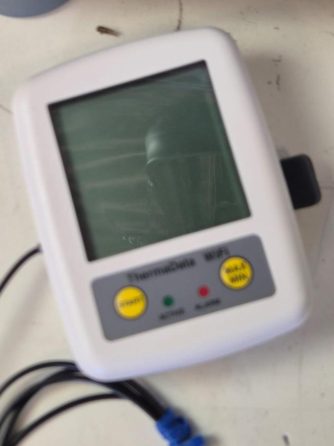 Used Thermo Scientific IMH180 Heratherm Incubator