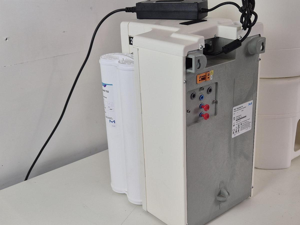 Used Millipore Sigma RioS Essential 24 Water Purification Tank