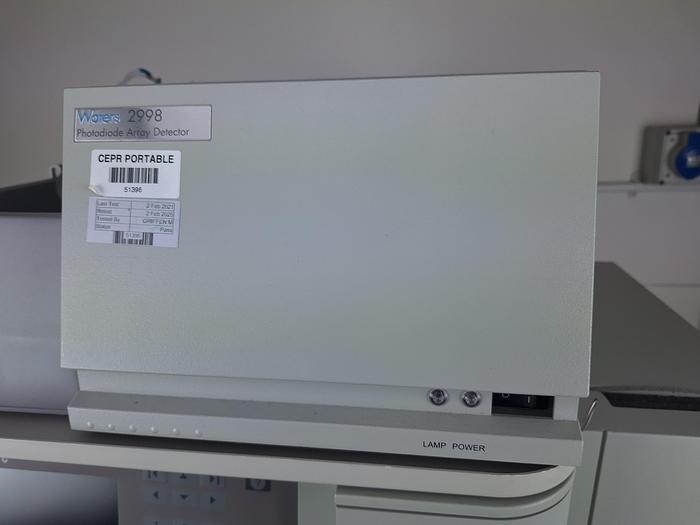 Used Waters Alliance e2695 HPLC