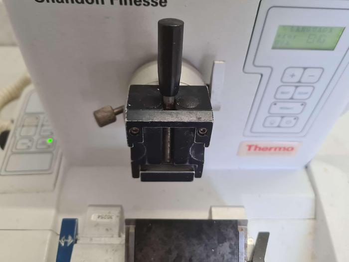 Used Thermo Electron Corporation Shandon Finesse E Microtome