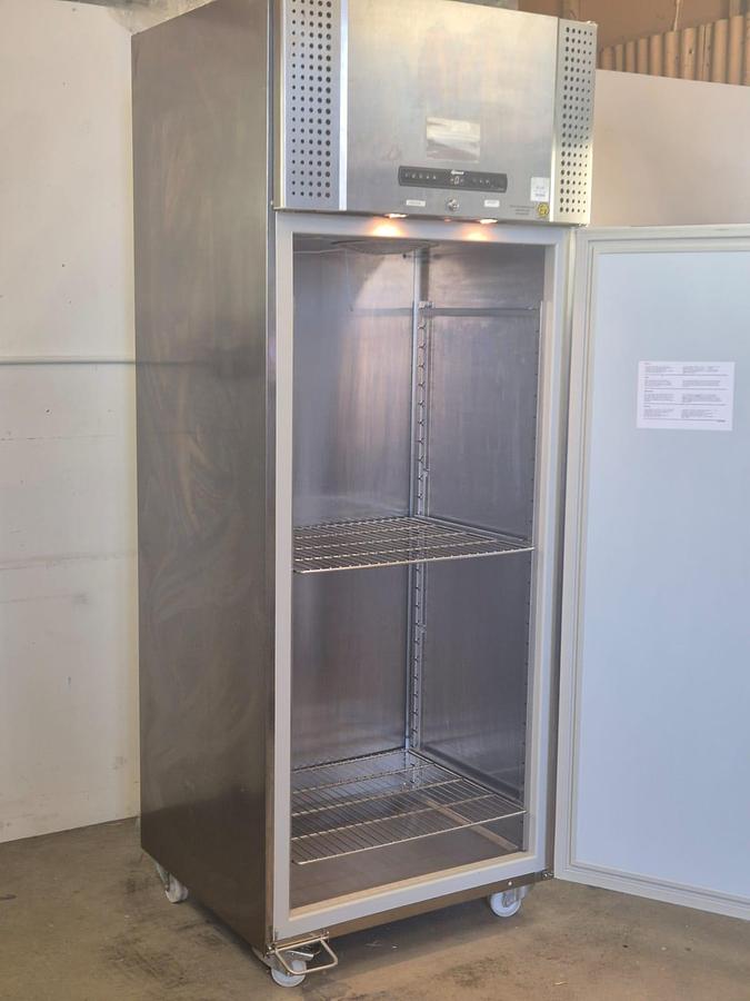 Used Gram R290 Fridge