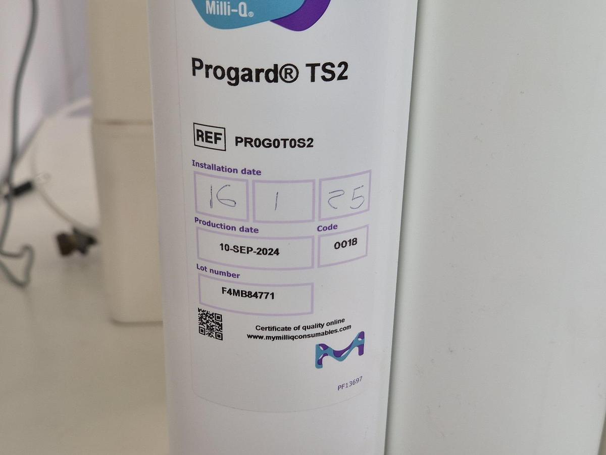 Used Millipore Sigma RioS Essential 24 Water Purification Tank