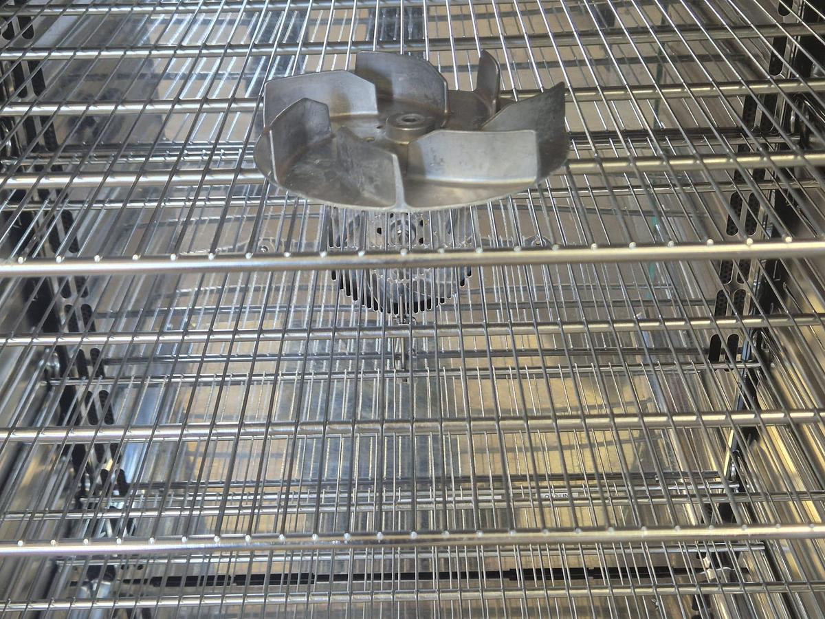 Used Binder BF260 Incubator