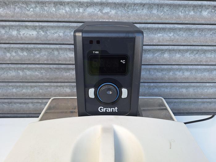 Used Grant Instruments T100 Heated Circulating Bath