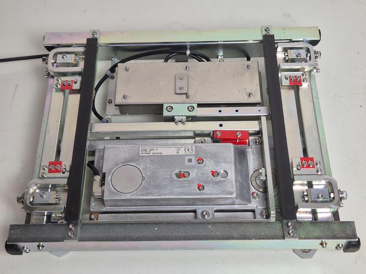 Used Minebea Intec Combics 3 Scales