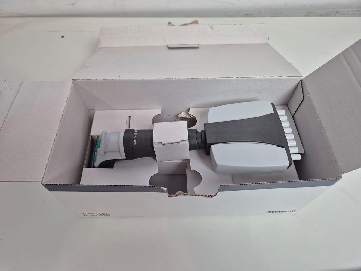 Used Thermo Scientific Finnpipette 8 Channel Novus MCP8 100-1200 µL