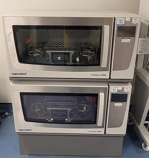 Used Eppendorf Innova S44i Shaking Incubator