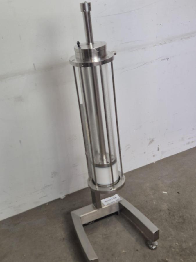 Used GE AxiChrom 100/300 Chromatography Colum