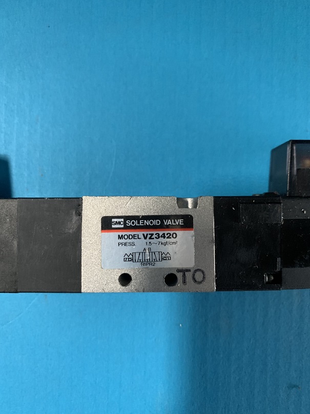 Used SMC Solenoid Valve VZ3240