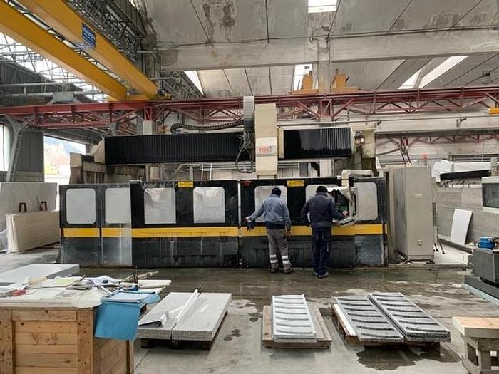 Gebraucht 2003 Omag CNC Bearbeitungszentrum Mill 5, 2003, 5-Achskopf,