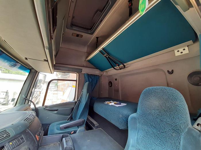 Gebruikt 2003 DAF 85 CF euro 3 manual