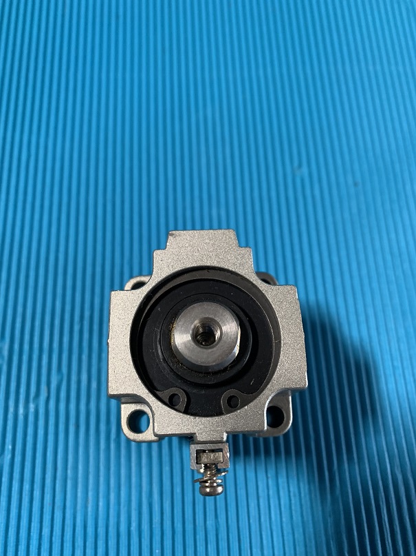 Used SMC Air Cylinder ECDQ1B32-30D