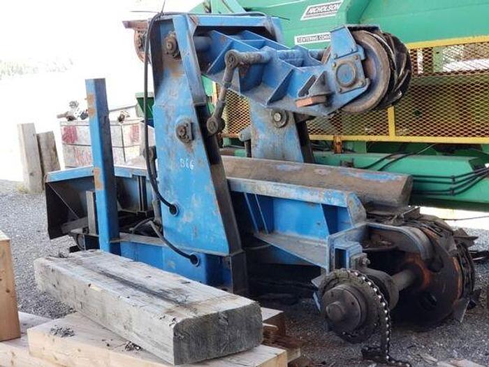 Used VK 450 DEBARKER SELF-CENTERING INFEED CONVEYOR