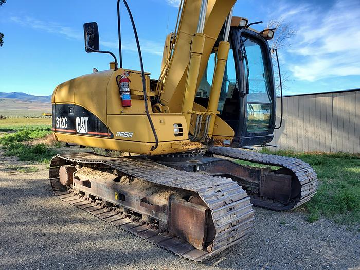 Used 2001 Cat 312C Excavator w/ Thumb ** 4000 Hrs **
