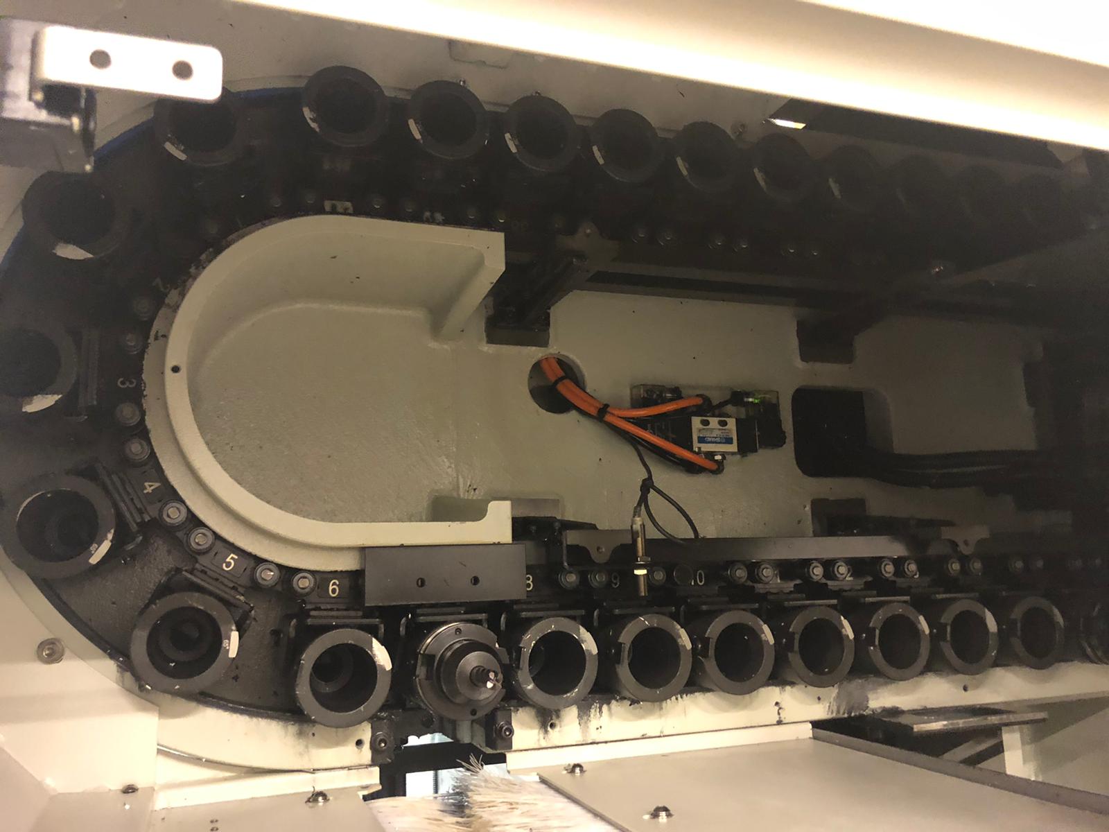 Gebruikt 2016 AKIRA SEIKI RMV 250 RT