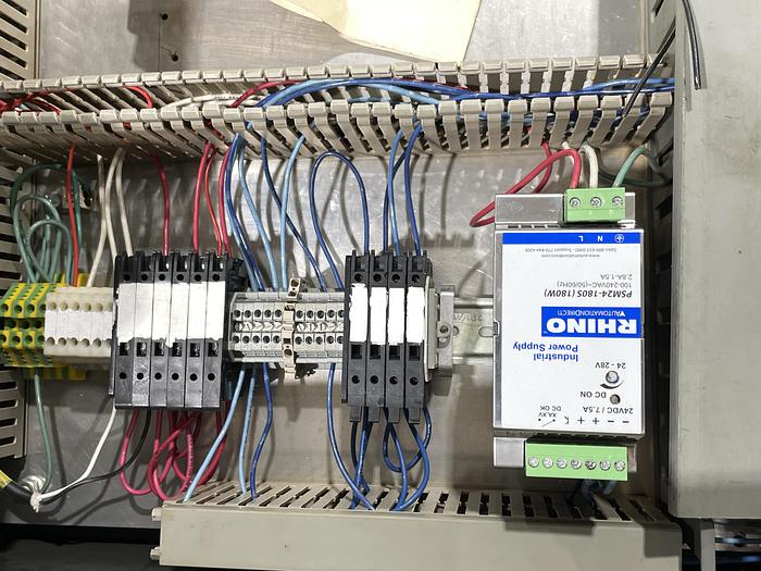 Used FANUC FANUC ARC MATE 120iB MIG WELDING CELL WITH LINCOLN 455M AND INDEX TABLE 5' X 8' RJ3iB CONTROL