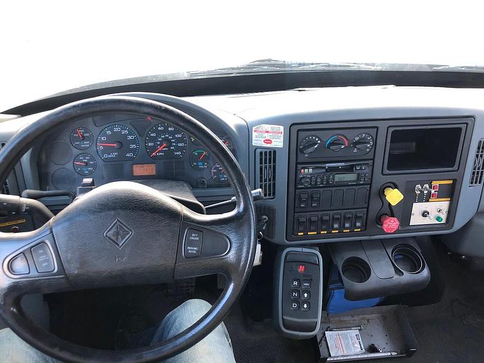 Used 2003 IHC Altec AM 855 Bucket Truck