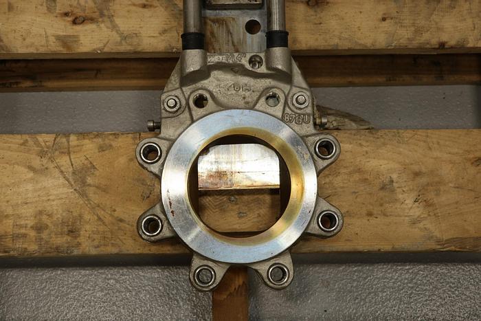 Used Wey 4"  Air Operated Knife Gate Valve #44239