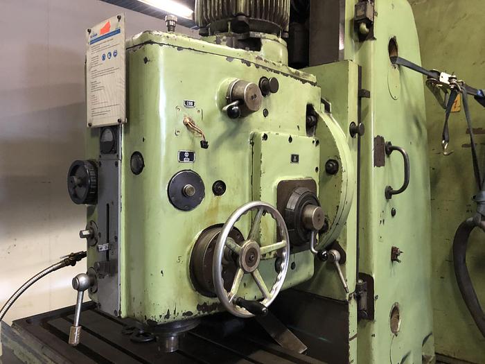 Gebruikt Universal 654-3