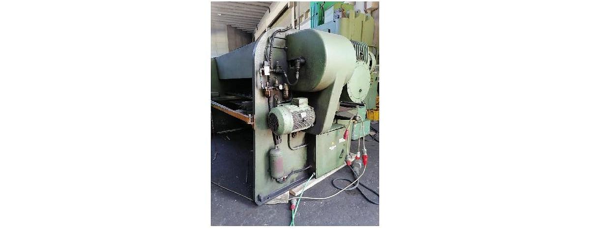 Usato CESOIA CBC 3000 X 10 MECCANICA, FRIZIONE PNEUMATICA