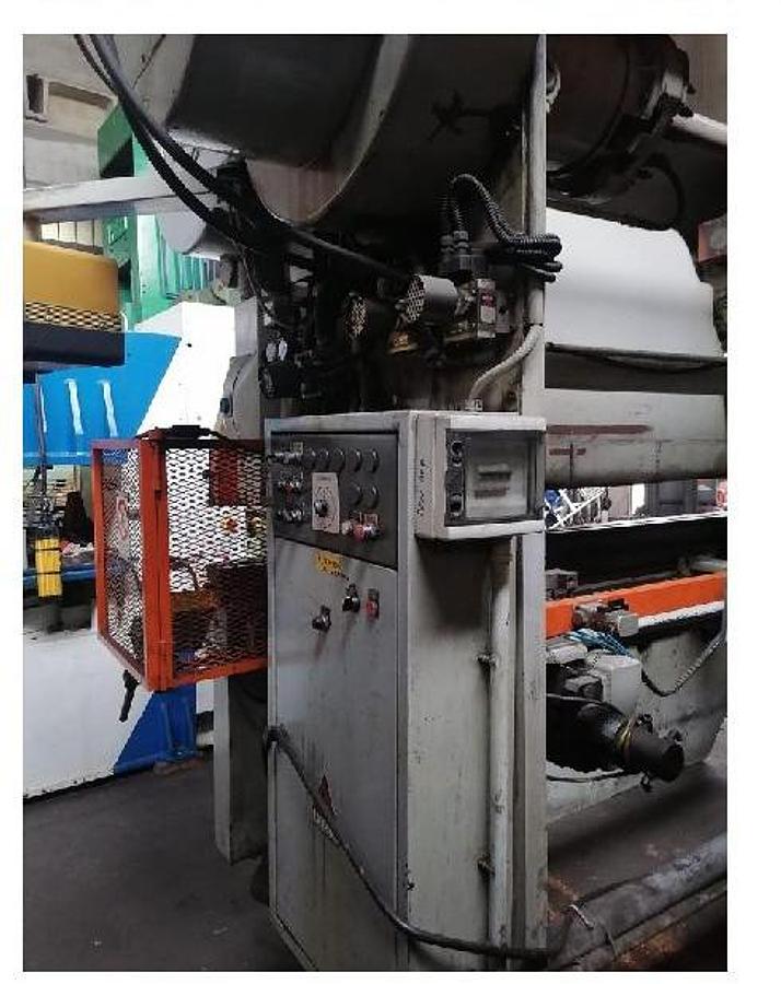 Usato PRESSA MARIANI A FRIZIONE PNEUMATICA DA MINIMO 115 FORSE 150