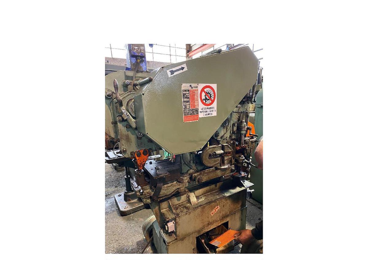 Usato CESOIA UNIVERSALE MECCANICA FICEP 13